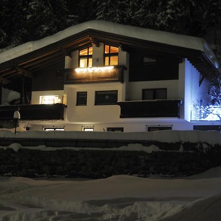 Haus Fischer Pettneu am Arlberg Esterno foto