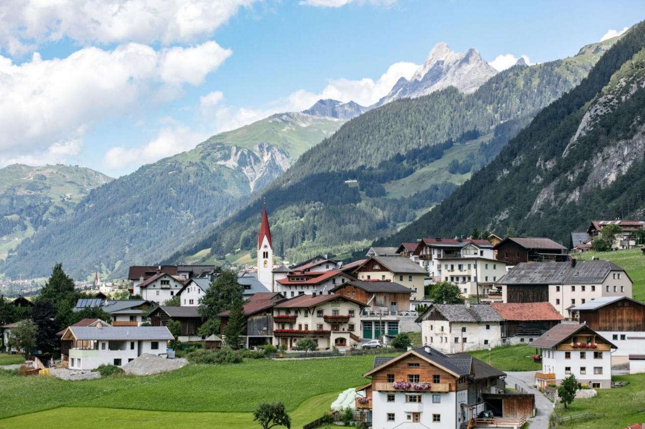Haus Fischer Pettneu am Arlberg Esterno foto